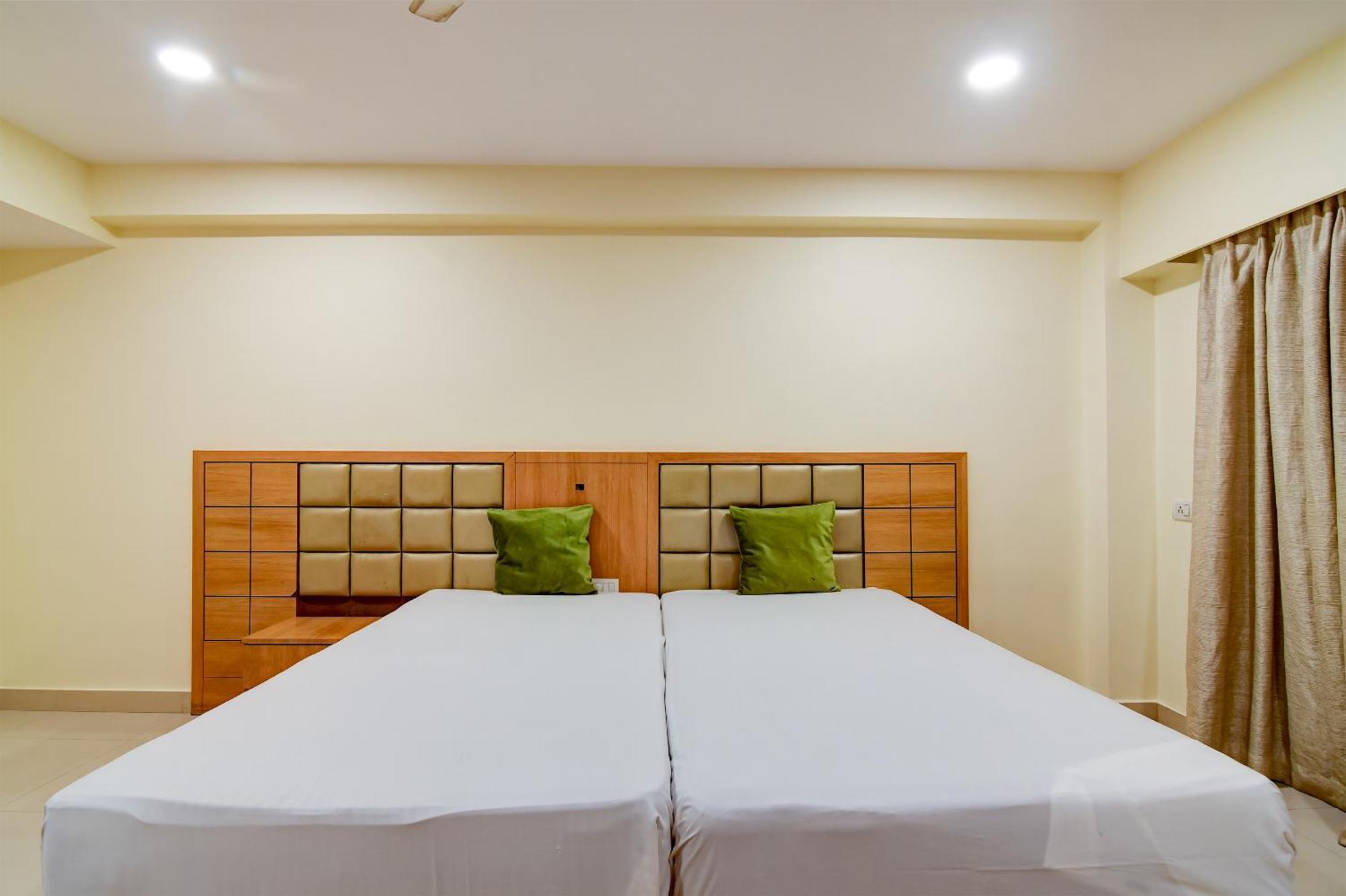 Hotel Urban Asia Kalkutta Kültér fotó